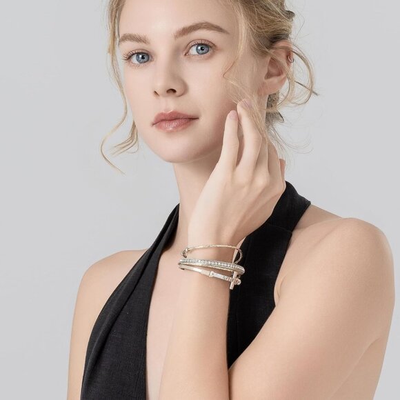 Cross Leather Bracelet Faux Leather Magnetic Clasp Religious Jewelry Women - Picture 6 of 6